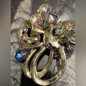 Elegant Silver tone  and Multicolor Crystal Brooch aurora borealis